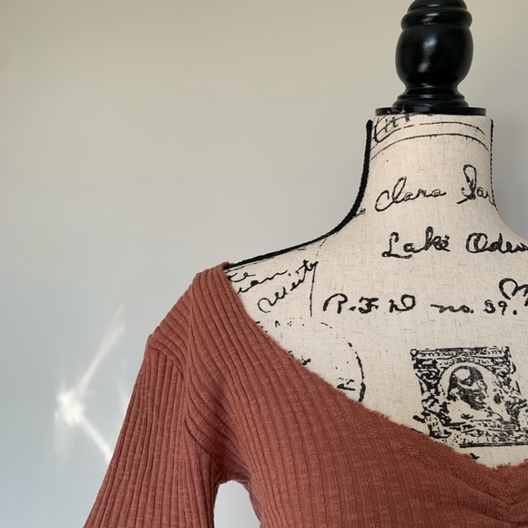 Zara Ribbed Top - Picture 3 of 6